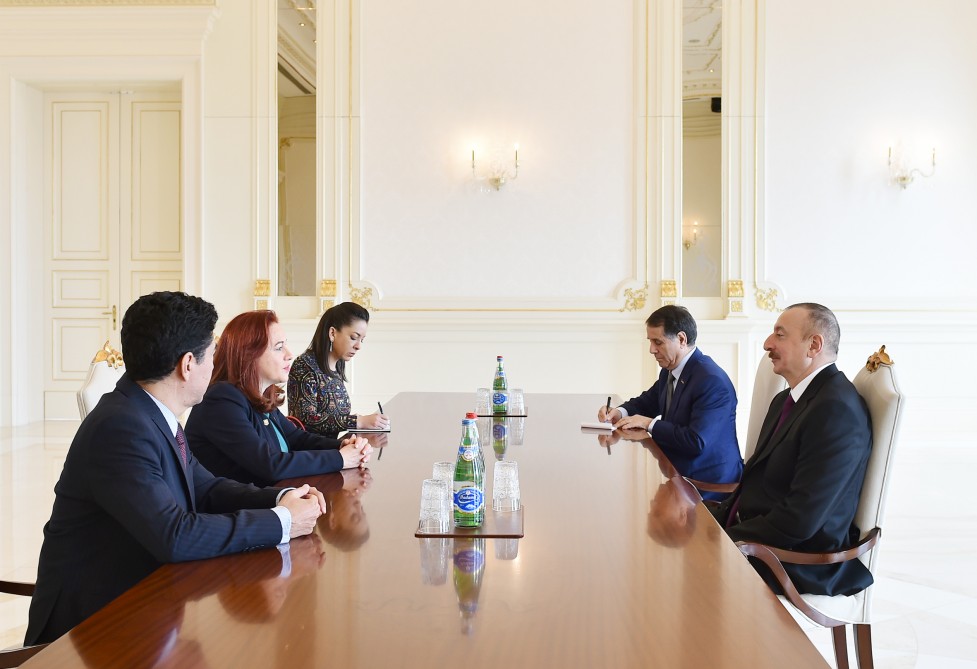 Prezident İlham Əliyev Ekvadorun xarici işlər nazirini qəbul edib