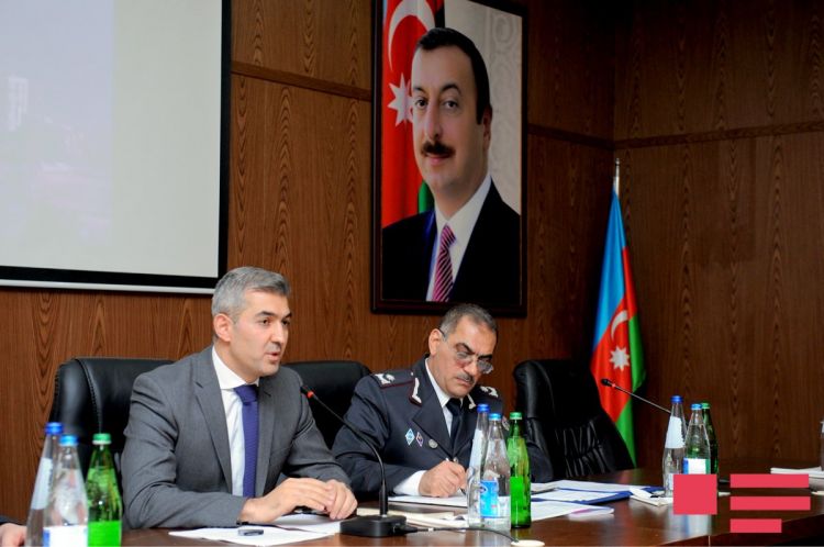 Dövlət Miqrasiya Xidmətində sahibkarların müraciətlərinə operativ baxılması üçün qaynar xətt yaradılıb