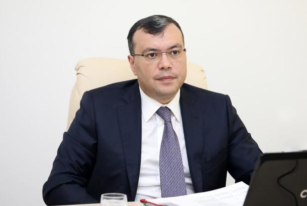 Maliyyə naziri büdcə gəlirlərinin və xərclərinin ÜDM-dəki payını şərh edib