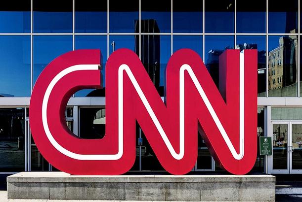 Ağ Ev CNN-ə qadağa qoydu