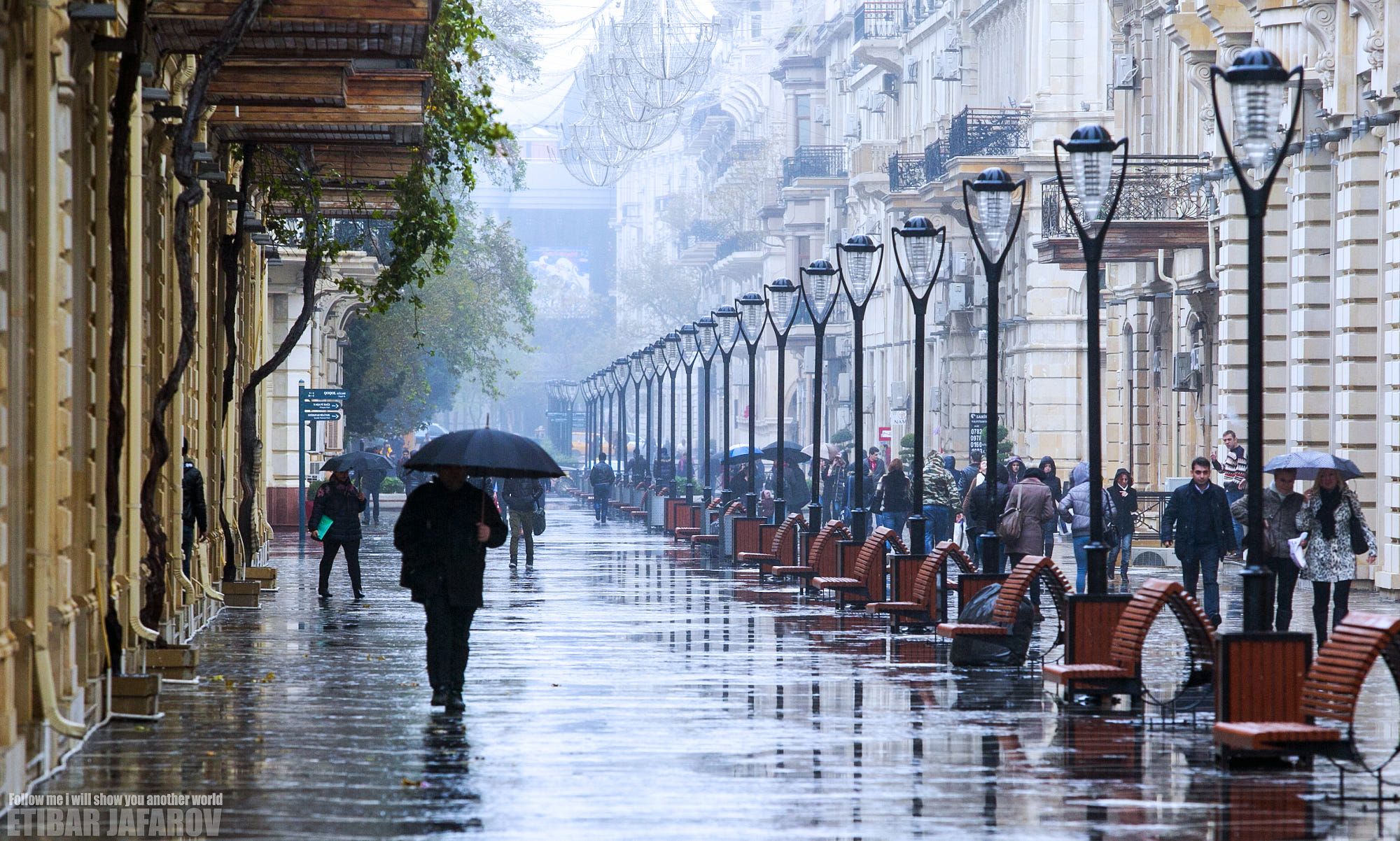 Rain back. Дождь в Баку. Дождливый Баку. Дождливый день. В Баку дождливо.