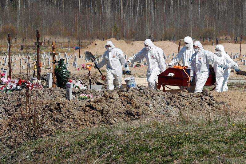 Russia reports 10,102 new cases
