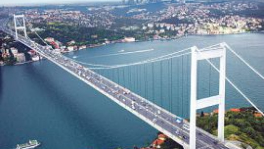 İstanbul Boğazı bağlandı