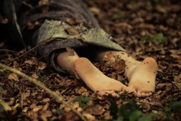 Ağsuda qadını öldürüb əkin sahəsinə atan 2 şübhəli saxıanılıb