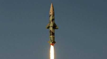 Hindistan yeni zenit raketini sınaqdan keçirib