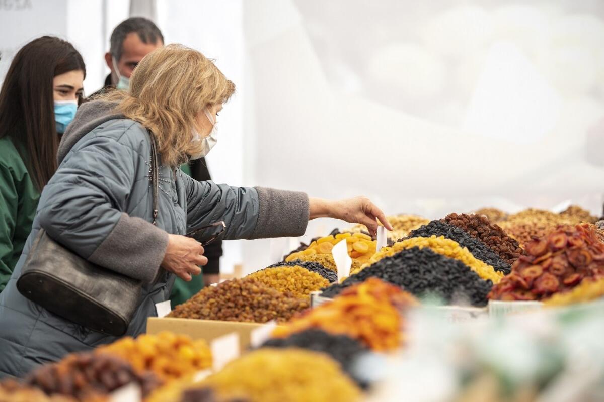 “Kənddən şəhərə” Novruz yarmarkası fəaliyyətə başlayıb