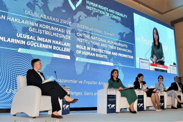 Azərbaycan ombudsmanı Ankarada beynəlxalq sammitdə çıxış edib