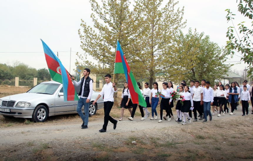 Rövşən Əhmədov: Yeni əsrin yeni Lideri-İlham Əliyev!