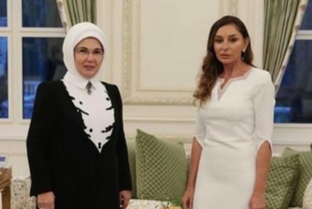 Əminə Ərdoğan Mehriban Əliyevaya zəng edib