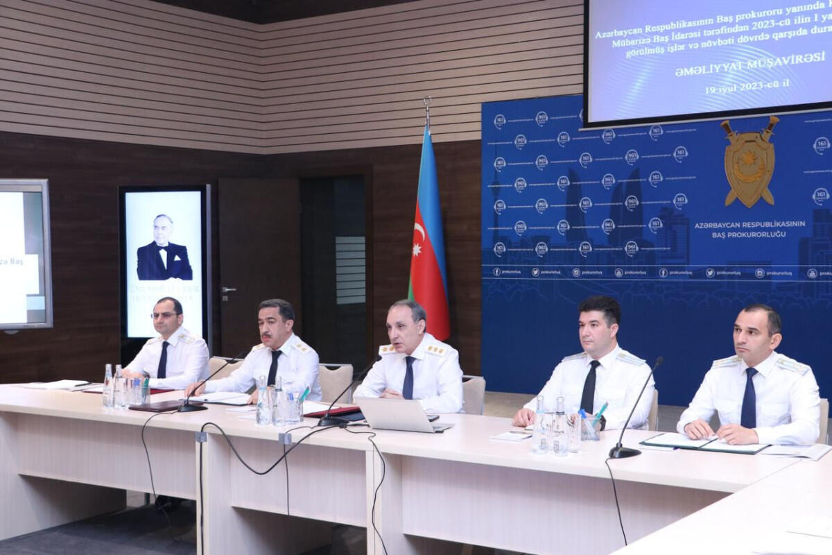 Baş prokuror yanında Korrupsiyaya qarşı Mübarizə Baş İdarəsində əməliyyat müşavirəsi keçirilib