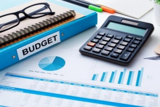 Növbəti il büdcə gəlirlərinin 62%-ə yaxını vergi və gömrük xətti ilə daxil olacaq