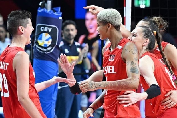 Turkish women’s volleyball players reached the final