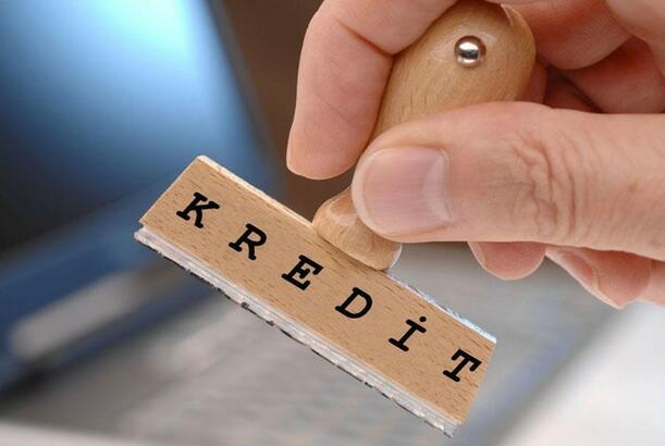 Faizlərin enməsi daha çox ipoteka, biznes, yoxsa istehlak kreditlərinə aid olacaq? - İQTİSADÇI AÇIQLADI