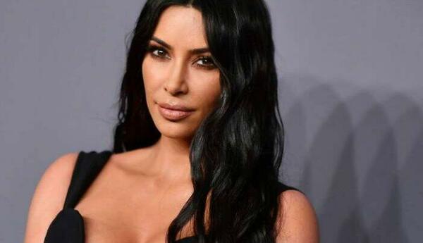 Fransa məhkəməsi Kim Kardaşyanı 1 avro cərimələdi...