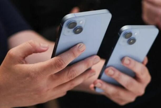 Bu il Azərbaycana 700 minə yaxın smartfon idxal edilib