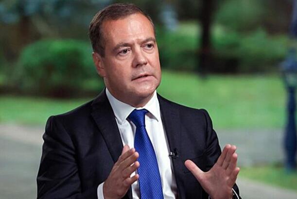 Medvedev Rusiyanın strateji sərhədlərini müəyyənləşdirdi..?