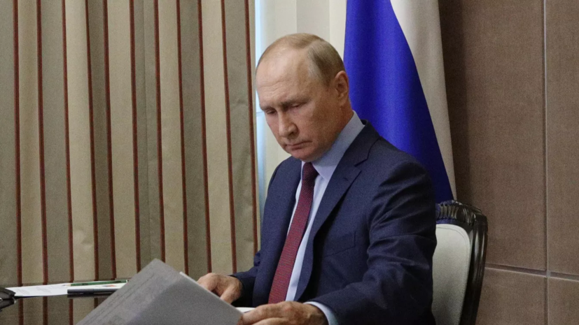 Putin internetdə törədilən cinayətlərlə mübarizə sistemi yaratmağı tapşırıb