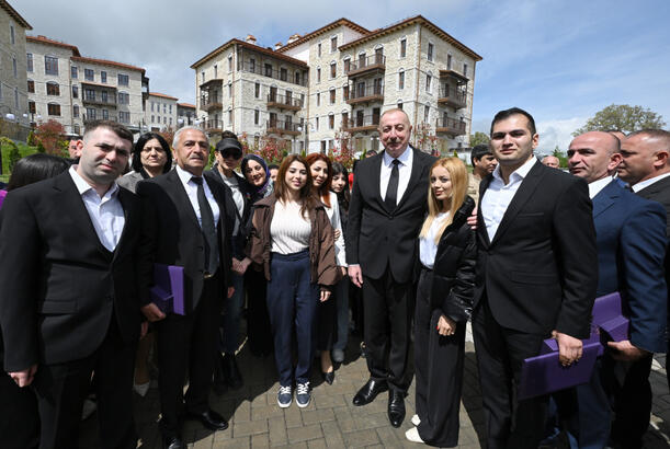 President Ilham Aliyev participated in opening of first residential complex in Shusha and met with the city's first returning residents
