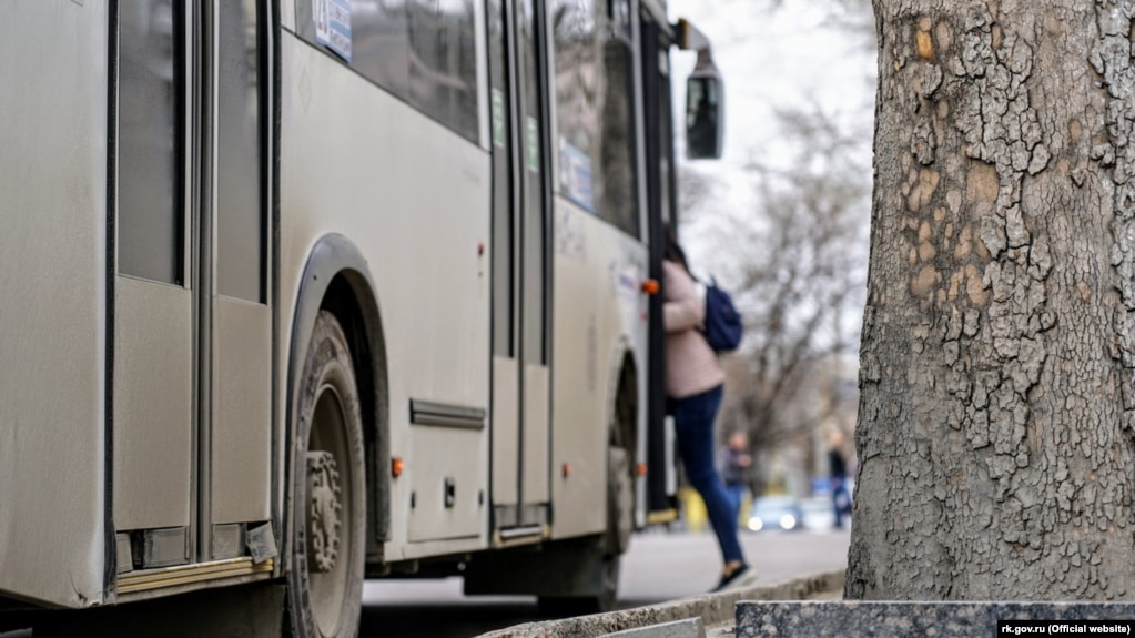 Vladivostokda avtobus sürücüləri tətil keçiriblər.