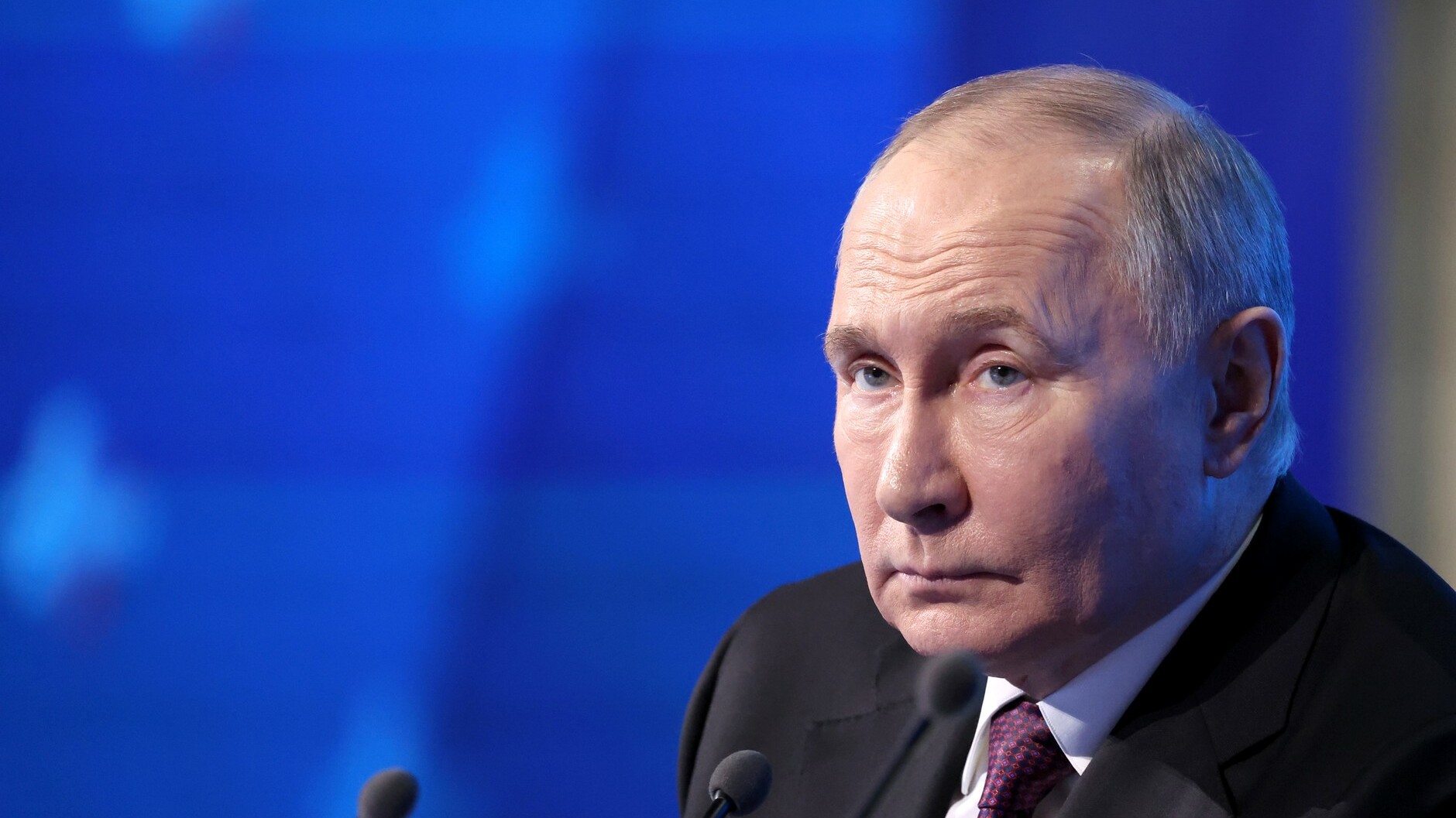 Putin Donbasa “sülh qaytaracağına” söz verdi