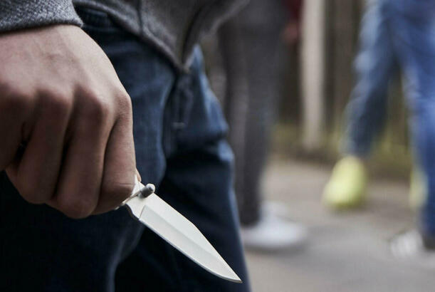 Bakıda 15 yaşlı məktəbli bıçaqlanıb