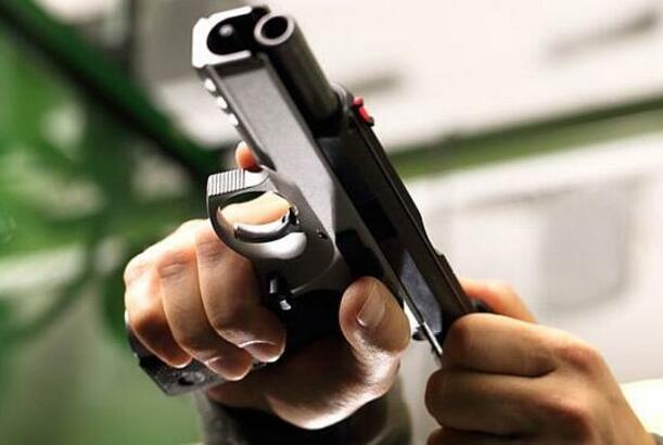 В Турции 35-летний мужчина убил трех членов своей семьи и совершил суицид