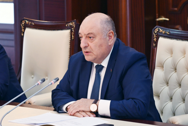 Xoruzun quyruğu və aqibəti - MƏQALƏ