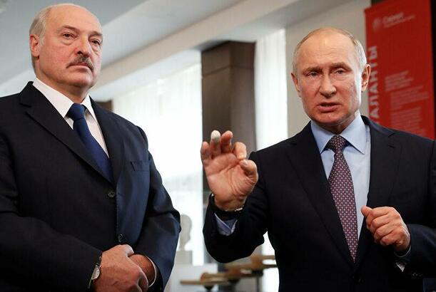 Putin yenidən Belarus və Rusiyanın vahid valyutasından danışıb