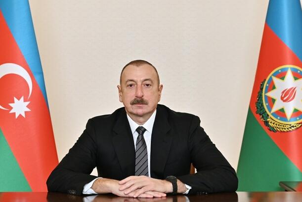 Azərbaycan lideri İranın yeni seçilmiş Prezidentini təbrik edib