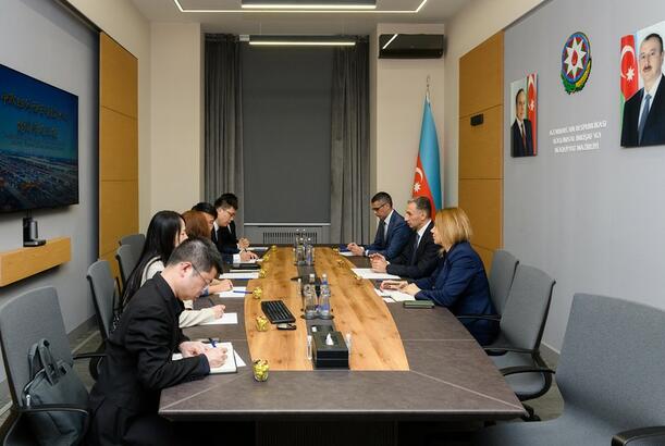 Azerbaijan, China's Xi'an Port discuss expanding collaboration