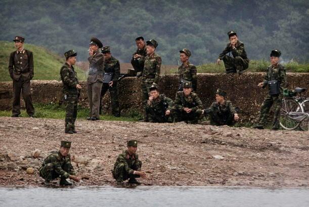 Əsir düşən rusiyalı əsgər Şimalı Koreyalılardan danışıb...