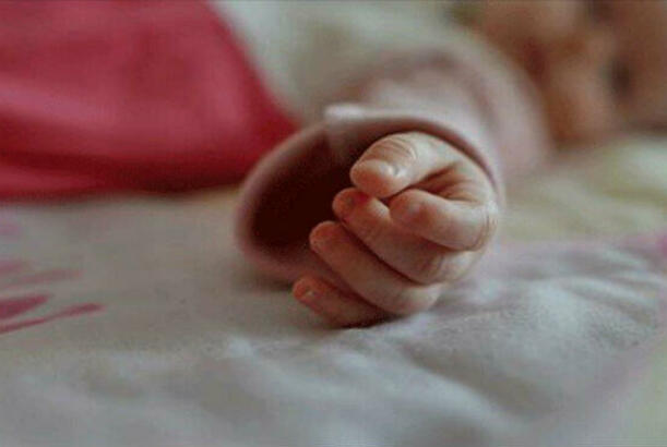 Mingəçevirdə 1 yaşlı körpəsini zirzəmiyə atan ana saxlanılıb