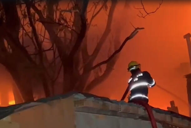 Bakıda yaşayış evində yanğın baş verib