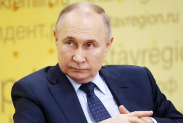 Zelenski ilə görüşdən imtina etməsi Putinin mövqeyini daha da zəiflətdi