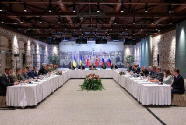 Ukrayna və Rusiya İstanbulda danışıqlara başlayıb