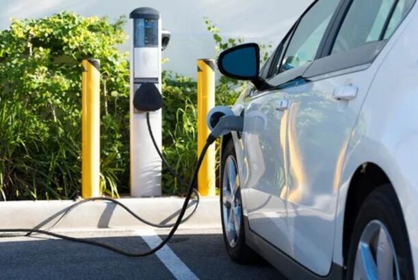 Elektromobillərin hansı üstünlükləri var? - EKSPERT RƏYLƏRİ