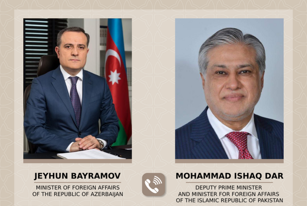 Ceyhun Bayramov Məhəmməd İshaq Dar ilə telefonla danışıb...
