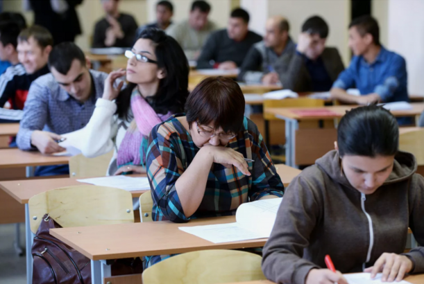 Hökumət miqrantları bilik testindən azad etmək üçün qanun hazırlayıb..?