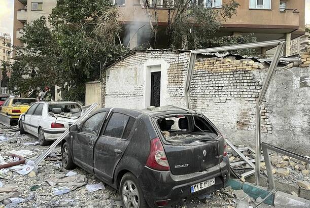 Tramp İsrailin İrana zərbələrini yüksək qiymətləndirir...