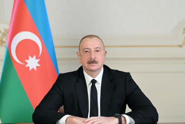 Azərbaycan lideri Pezeşkianı təbrik edib