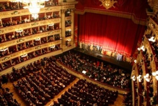 Məşhur La Skala opera evi geyim kodunu təqdim edir…