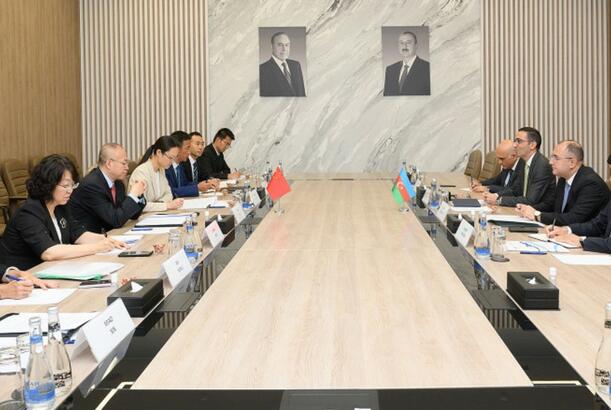 Azerbaijan, China sign document on cooperation in civil aviation