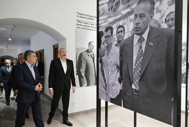 Ilham Aliyev and Gurbanguly Berdimuhamedov visited “Heydar Aliyev and Garabagh” exhibition at Creativity Center