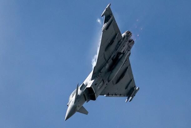 Almaniya Türkiyəyə "Eurofighter" qırıcıları satacaq