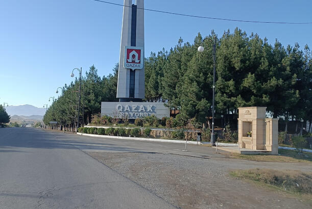 Qazaxda iki avtomobil toqquşub, bir nəfər xəsarət alıb