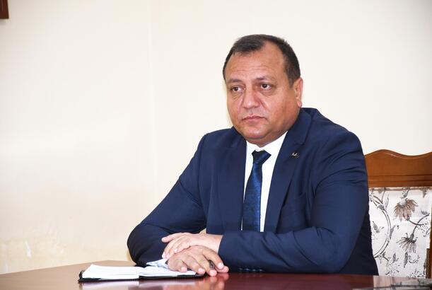Xalqımızın tarixini, varlığını özündə yaşadan Azərbaycan dili
