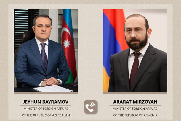Ceyhun Bayramov ilə Ararat Mirzoyan arasında telefon danışığı olub