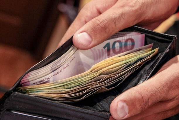 Muzdla çalışan işçilərin orta aylıq əməkhaqqı 9,4 faiz artıb