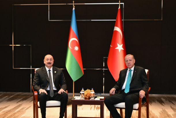 Tiencində Azərbaycan Prezidenti İlham Əliyevin Türkiyə Prezidenti Rəcəb Tayyib Ərdoğanla görüşü olub - YENİLƏNİB - FOTOLAR