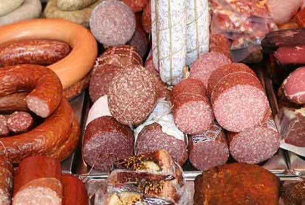 Azərbaycanda kolbasa istehsalı artıb